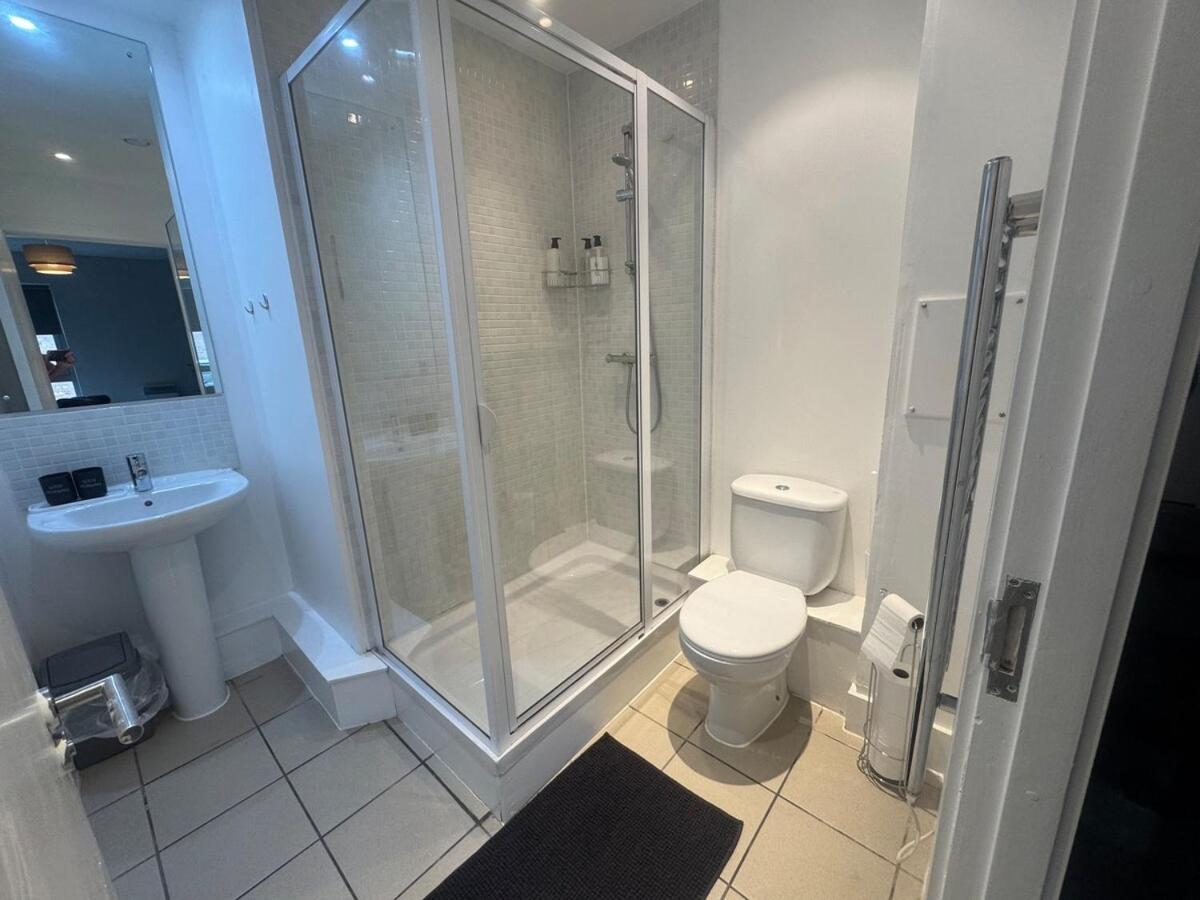 2 Bedroom - Henry St