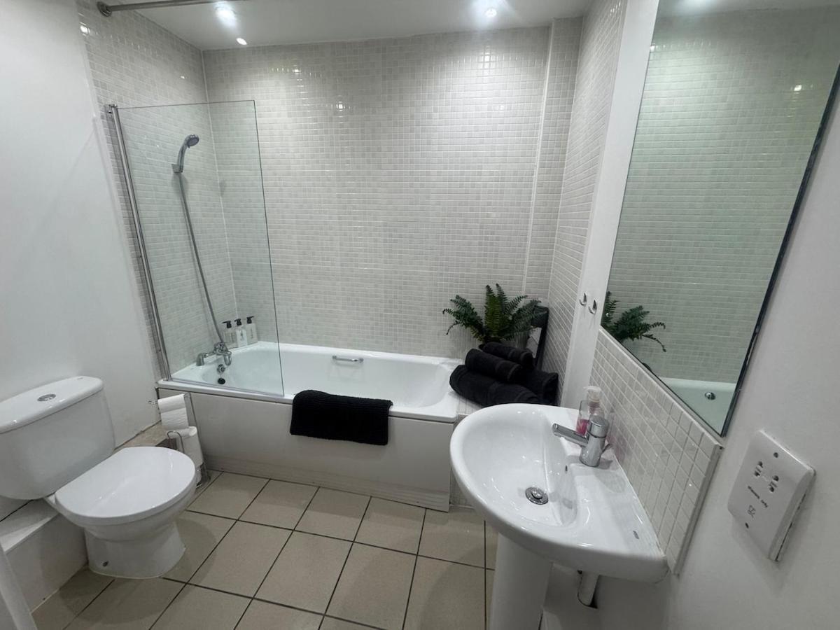 2 Bedroom - Henry St * Liverpool