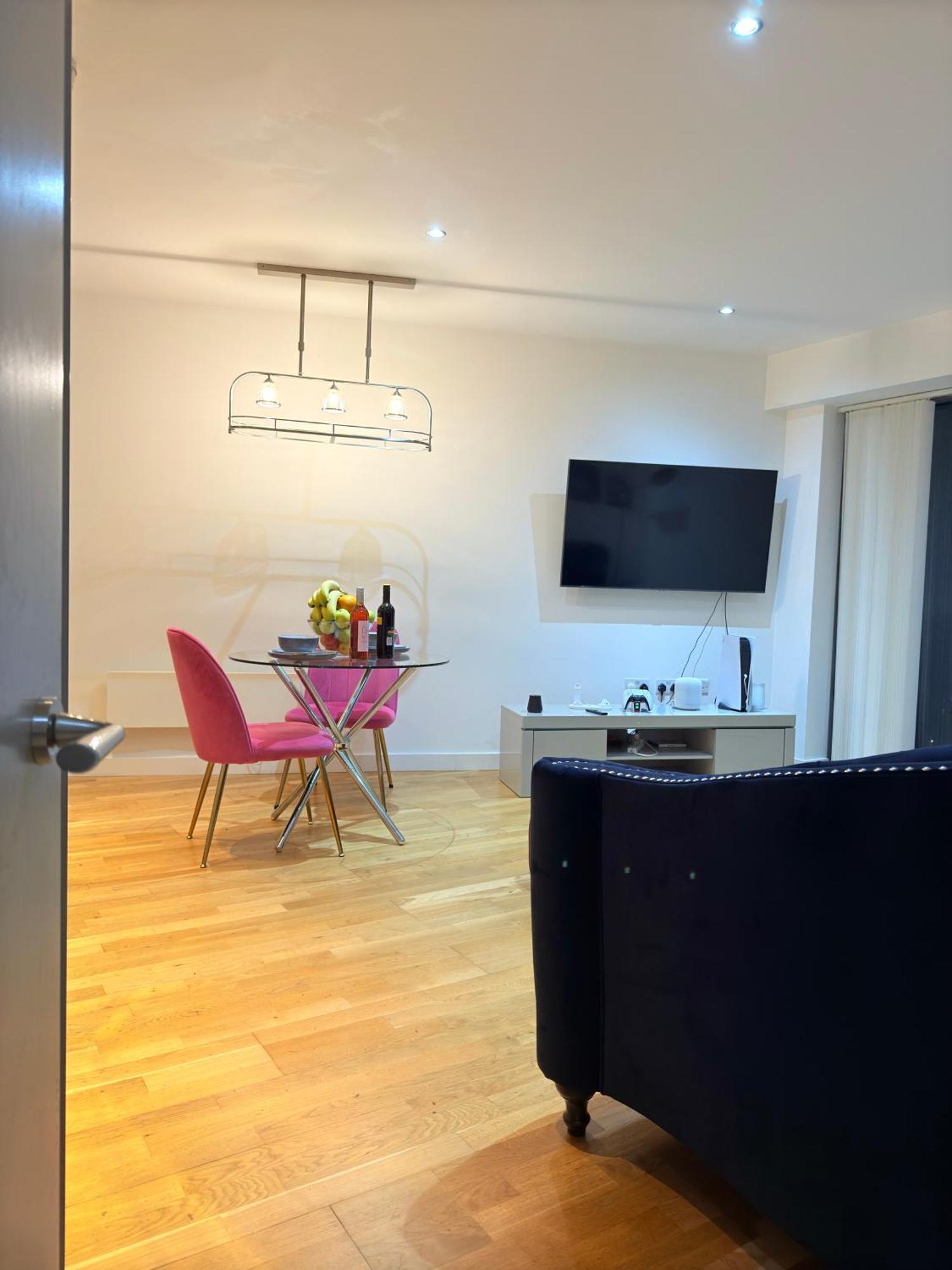Apartment Cityscape Vistas Liverpool