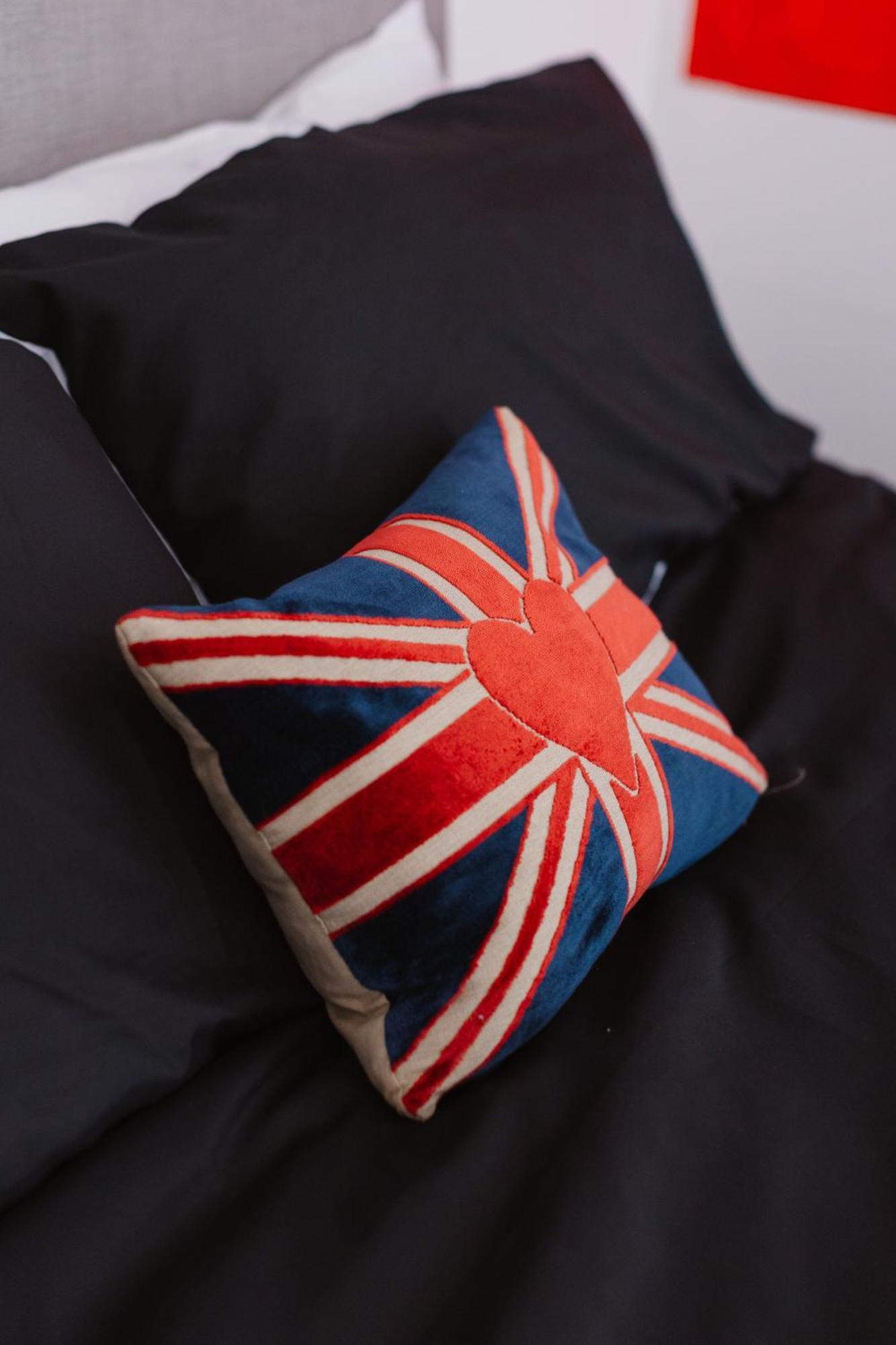 Holiday home Let It Retreat , Anfield, Beatles Themed Liverpool