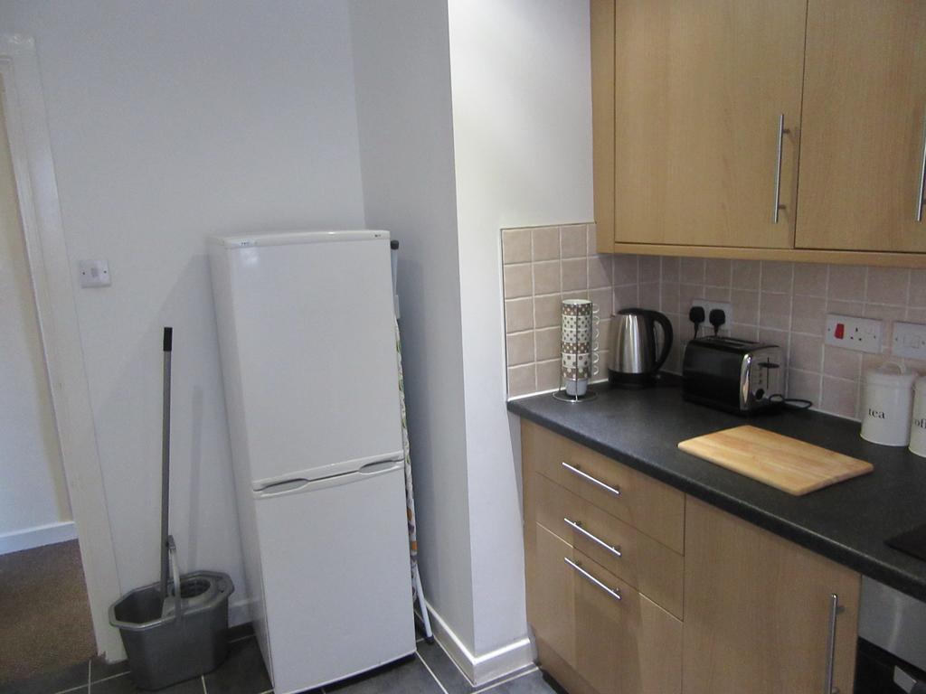 Apartment No 4 *
