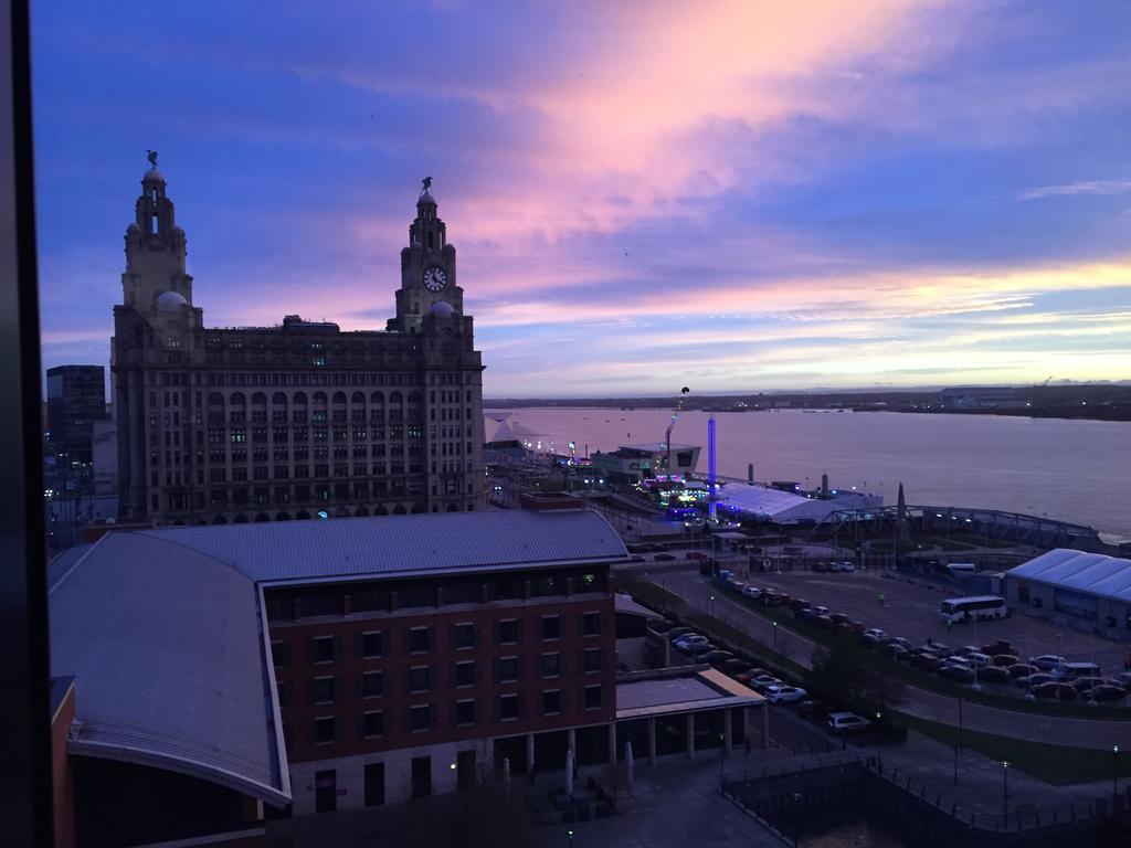 Excelsior Apartments - Liverpool Central - Free Parking - Aircon Apartment *