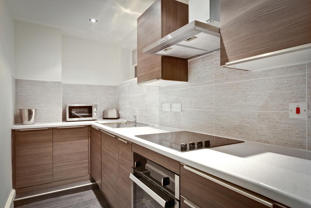 Ware Old Hall Apartment *