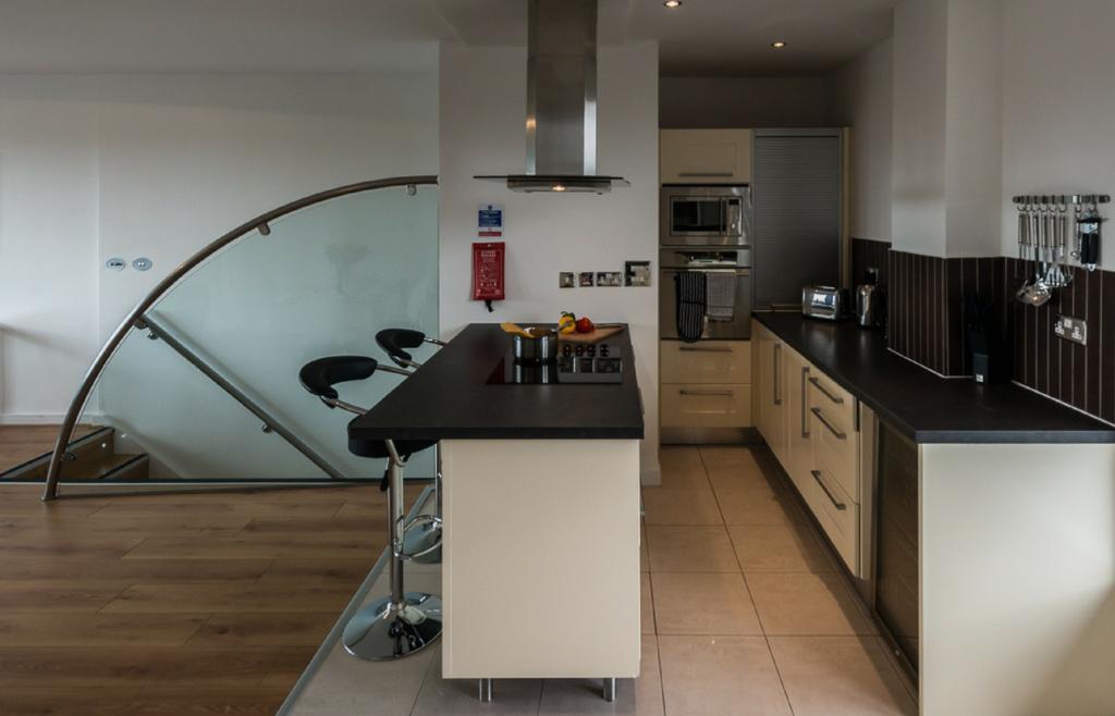 Base Serviced - Duke Street * Liverpool