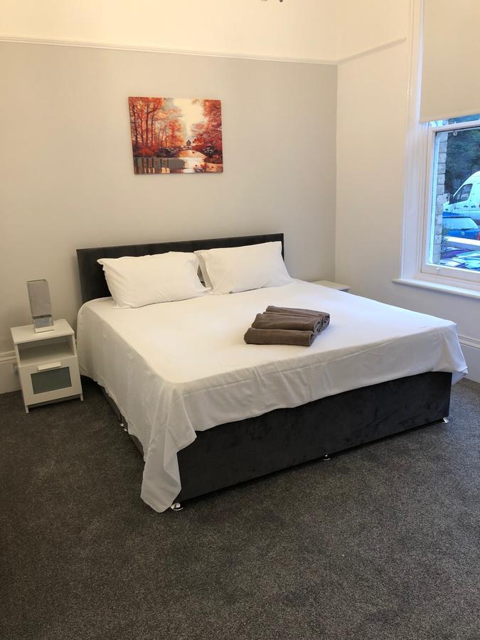 No 32 - Large 2 Bed Near Sefton Park And Lark Lane Liverpool