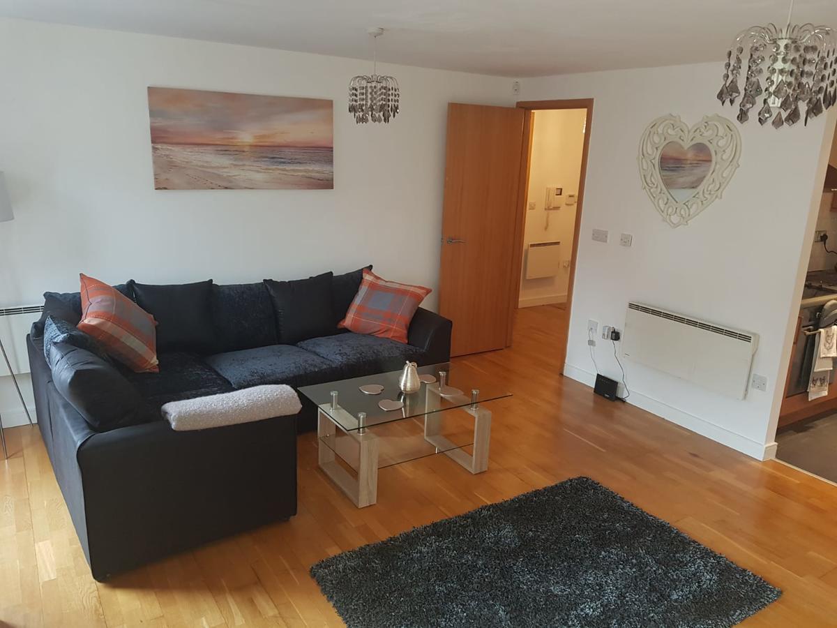 Apartment Air Host And Clean - Manhattan Place With Free Underground Secure Parking Liverpool