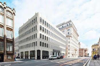 Dream Water Street Aparthotel