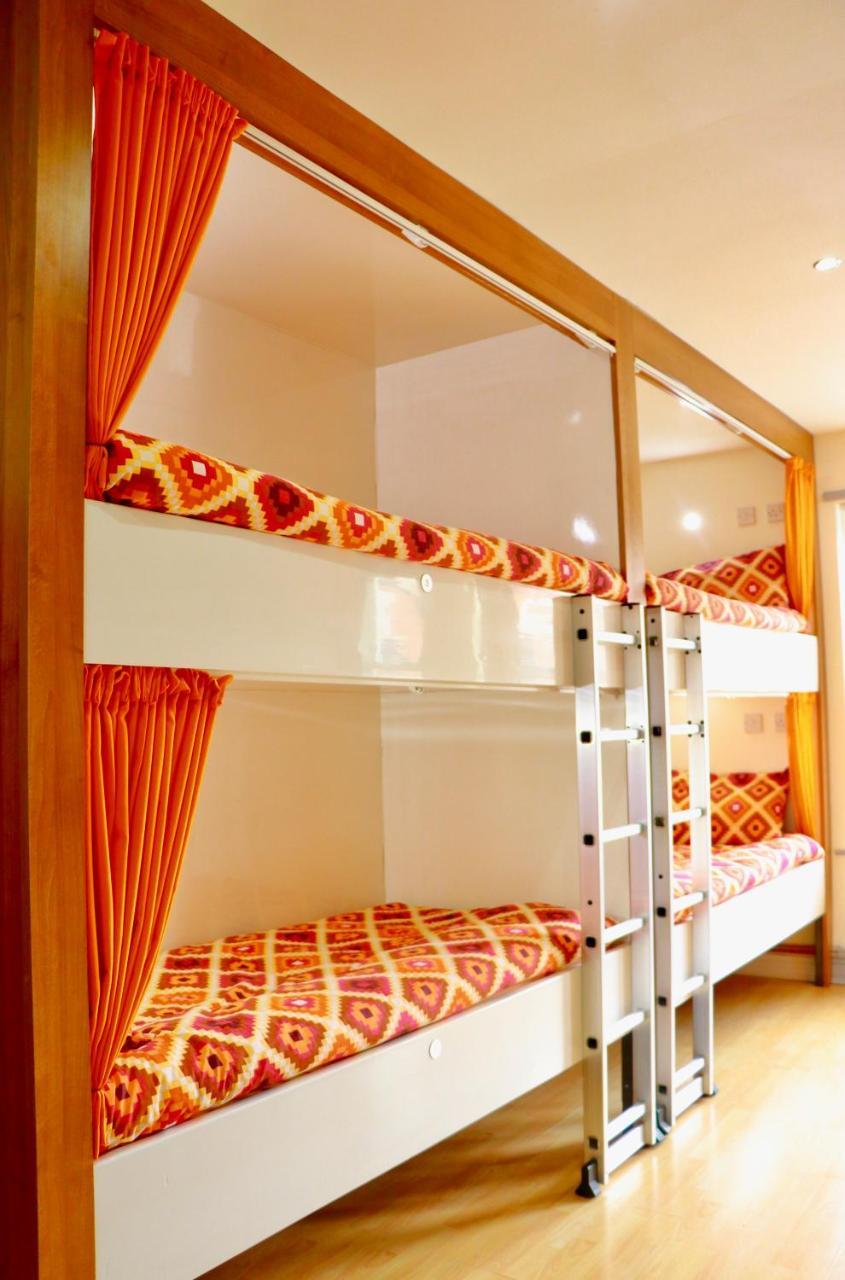 Hostel The Pod Travel *