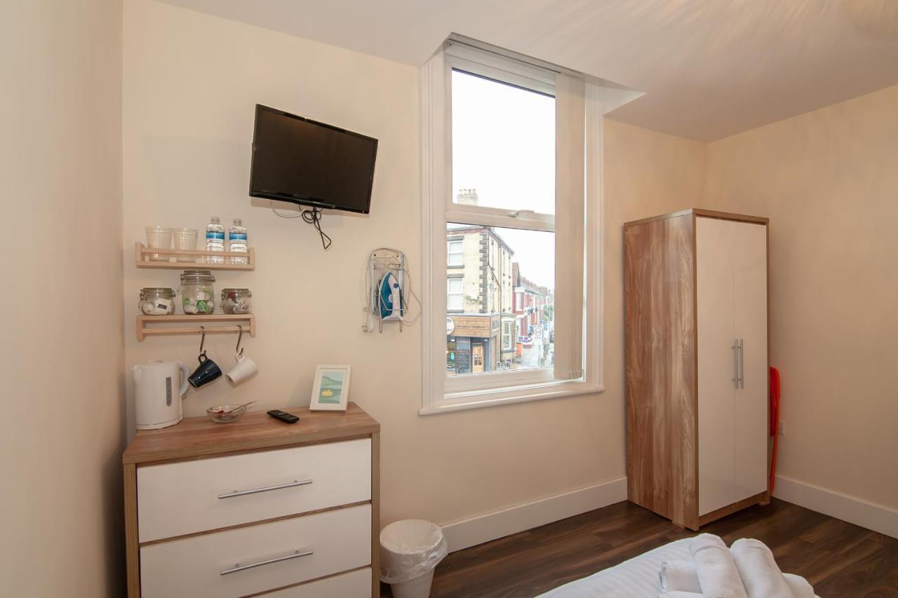Casa Fresa Franks Serviced Guest house Liverpool