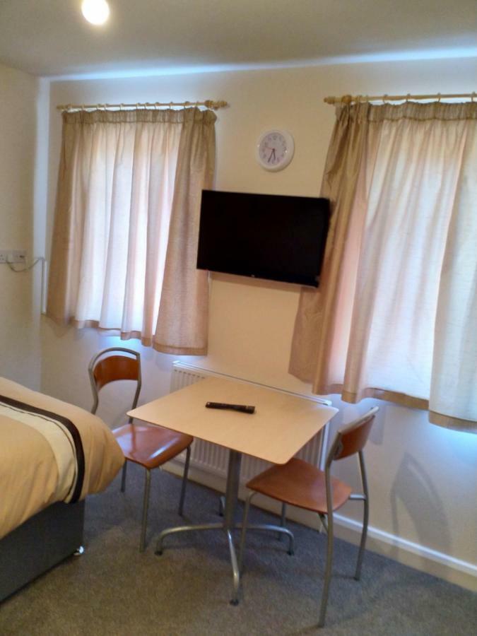 Denny Guests House / Lane Homestay