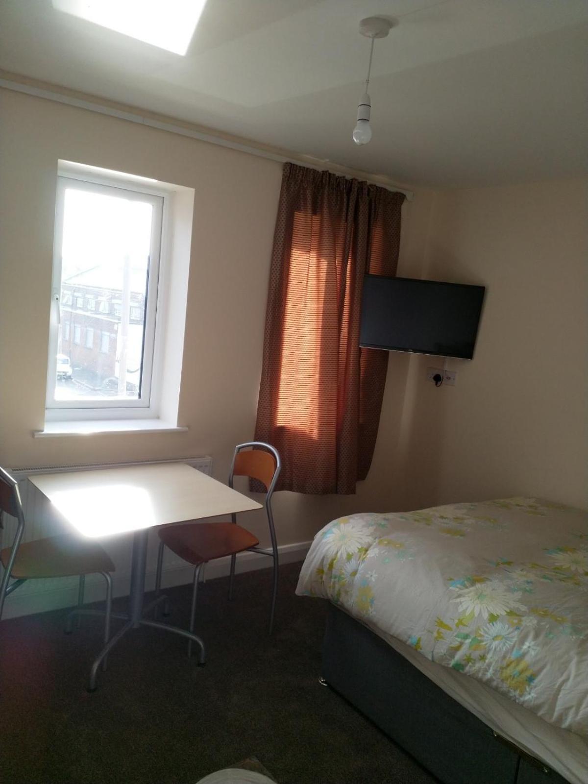 Denny Guests House / Lane Homestay