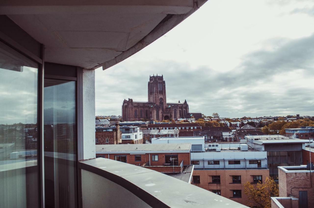 Apartment Serviced In City Centre - Free Parking - Balcony - By Happy Days Liverpool
