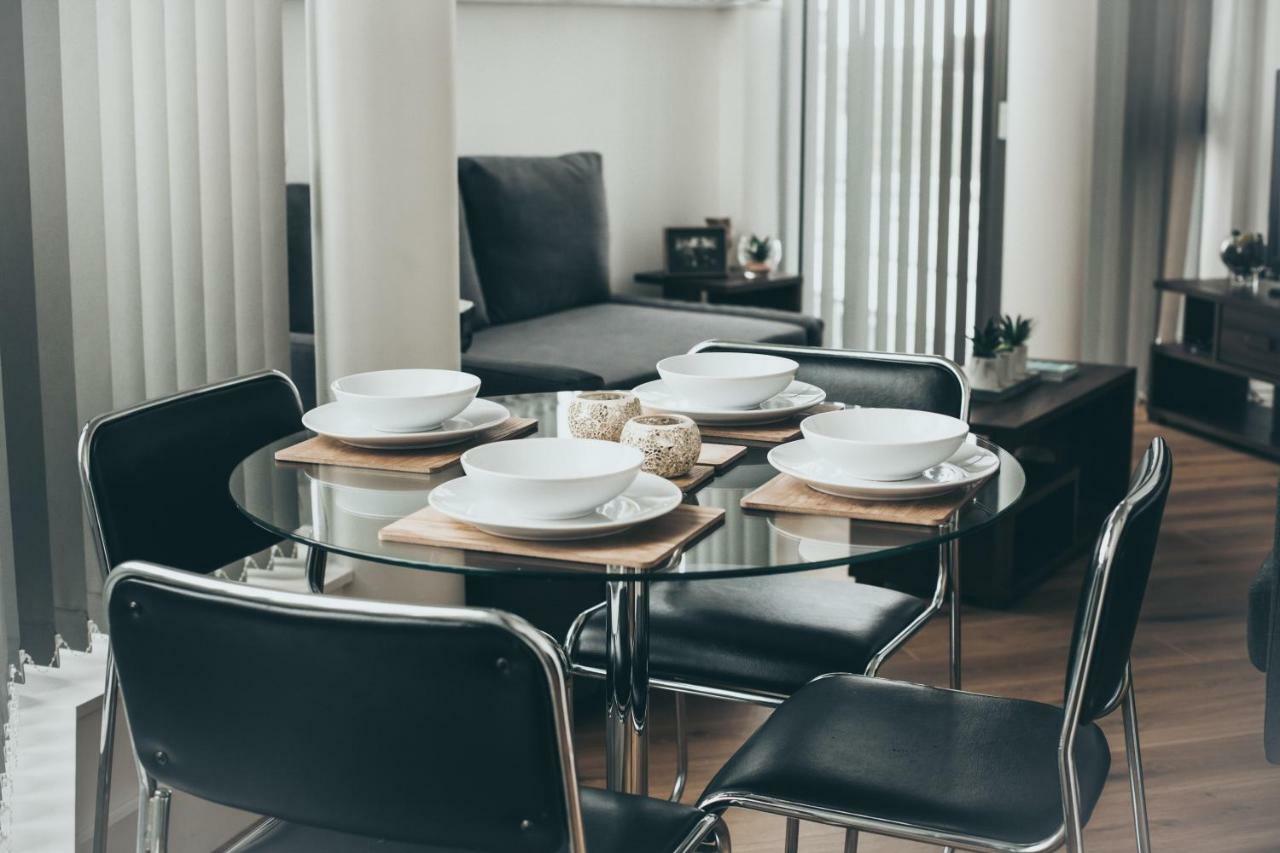 Apartment Penthouse In Centre - Free Parking - Balcony - By Happy Days
