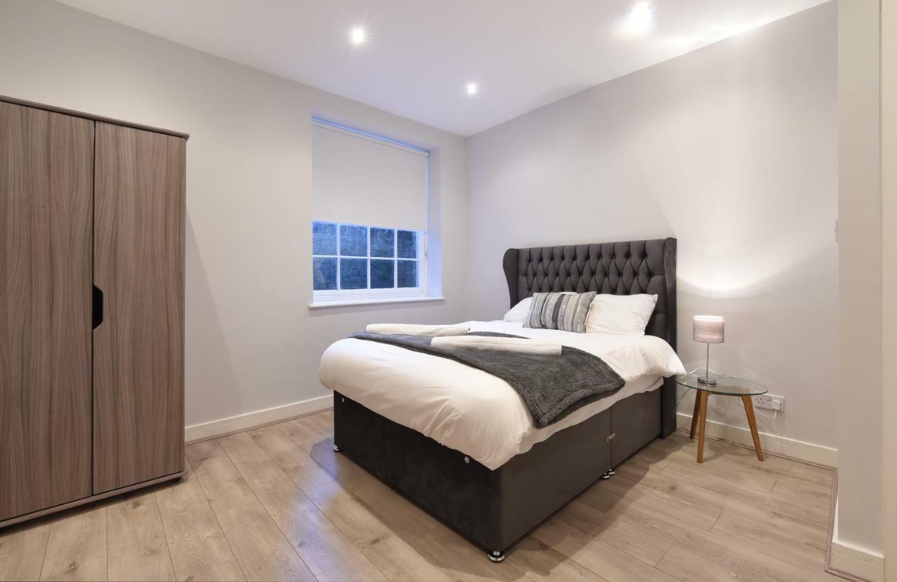 Canning Street Apartment *