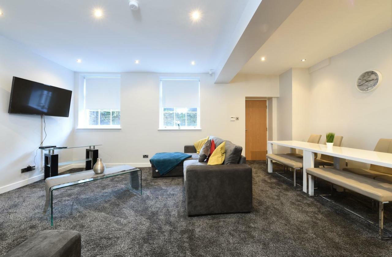 Canning Street Apartment *