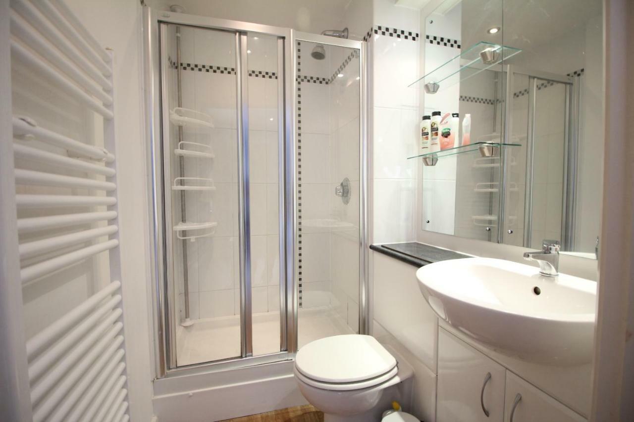Lovely 2 Bedroomed Near Albert Docks * Liverpool