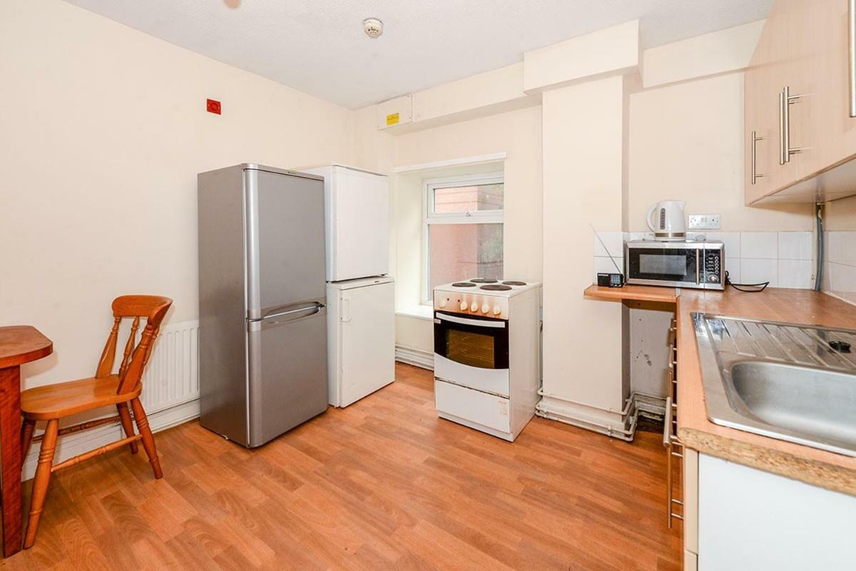 Trueman City Centre Apartment