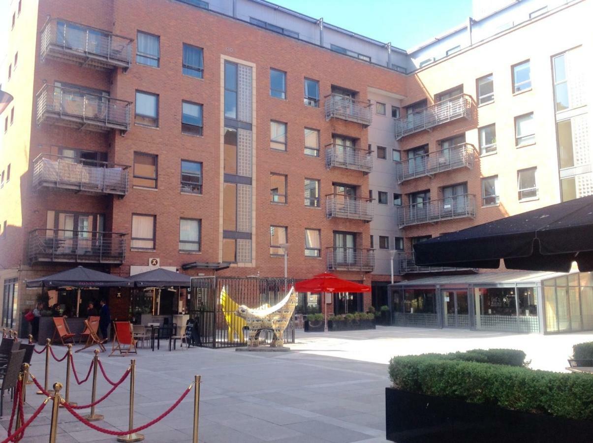 Air Host And Clean - Manhattan Place With Free Underground Secure Parking Liverpool