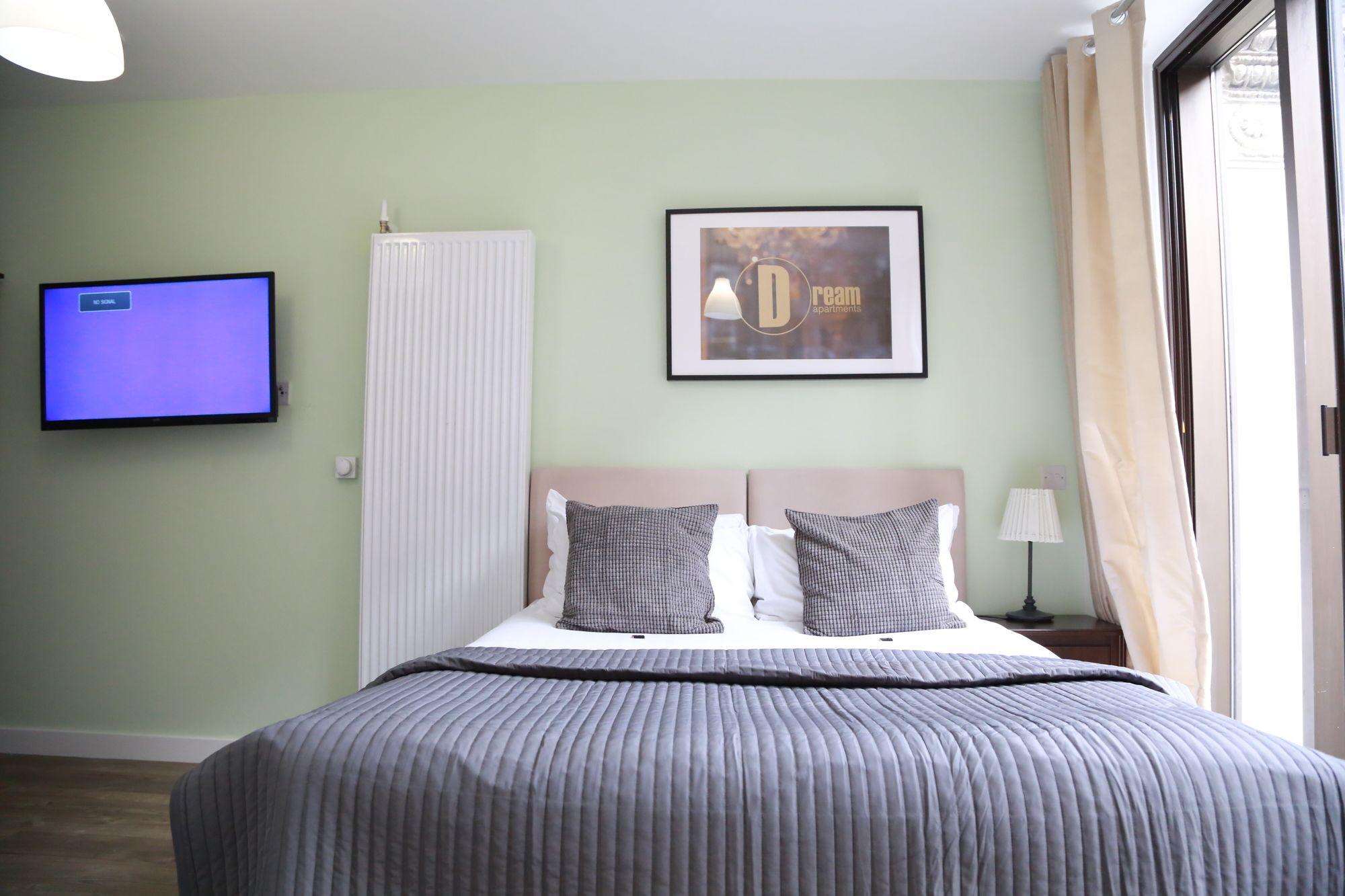 Dream Moorfields Apartment