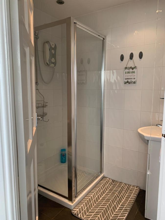Sheil Road - Be My Guest Apartment