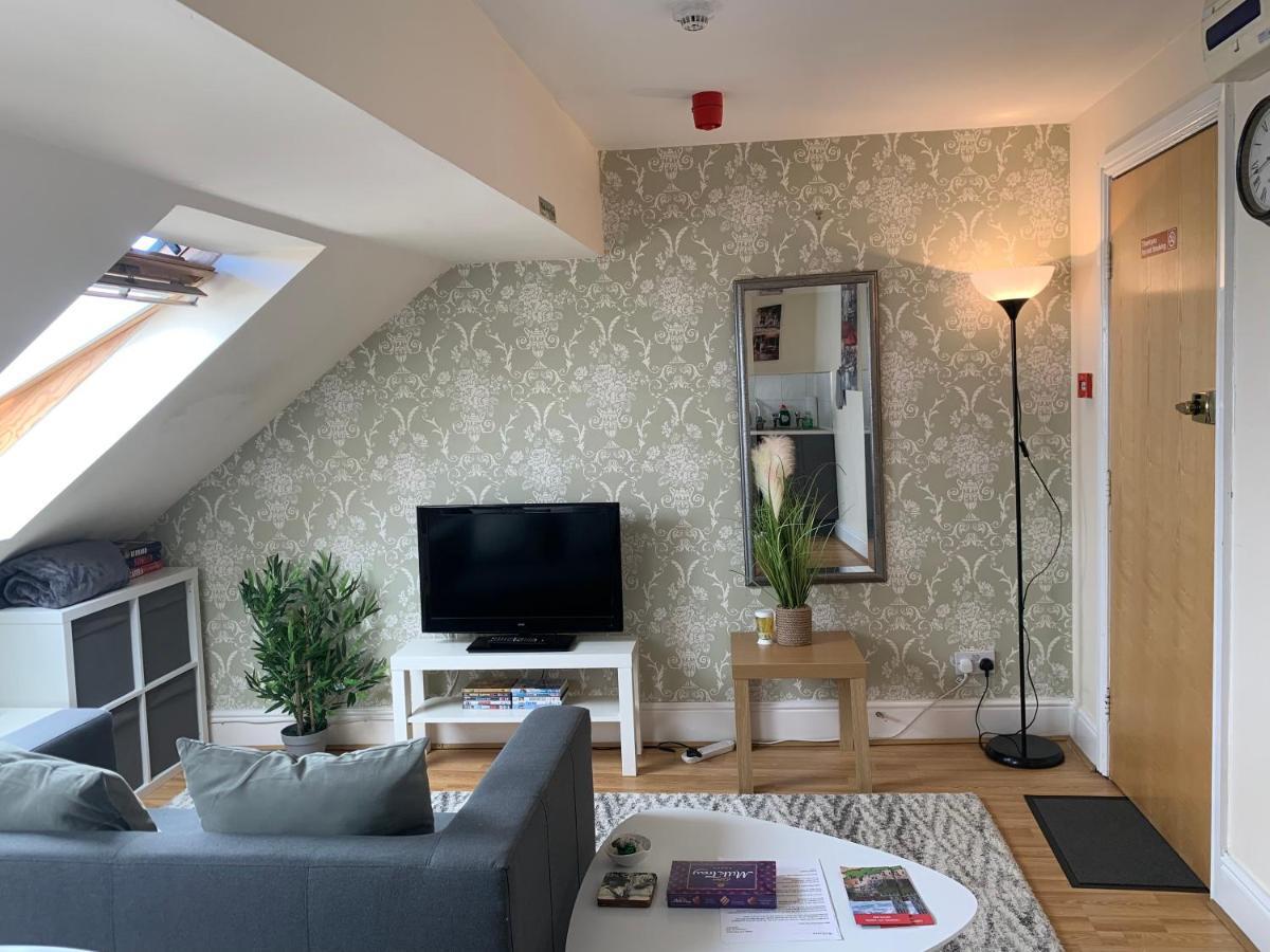 Sheil Road - Be My Guest Apartment