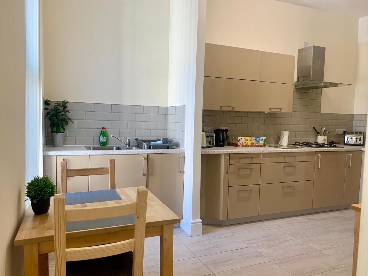 Bed & Breakfast Be My Guest Liverpool