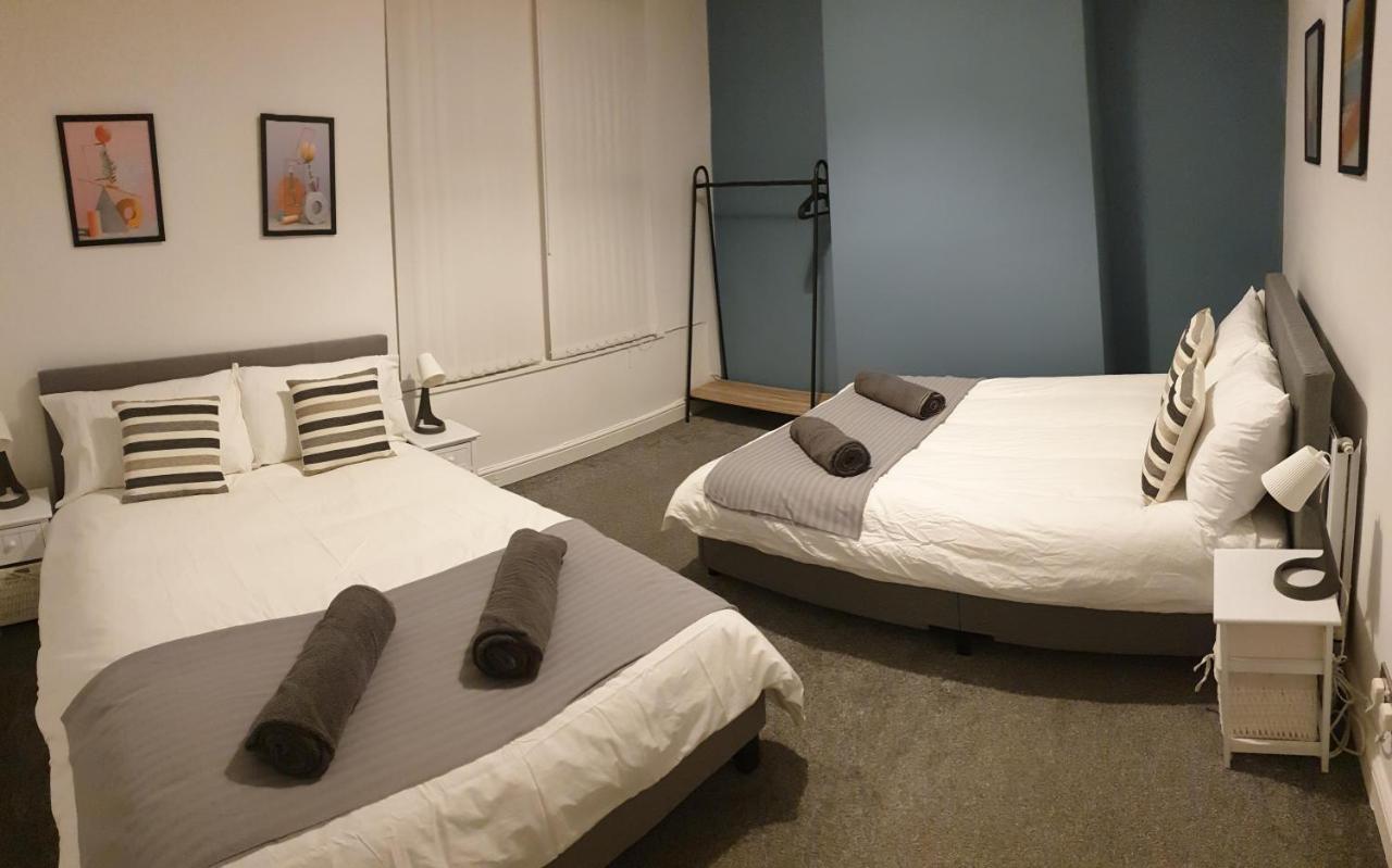 Apartment 4 Bedrooms, Sleeps 10, Near Lfc & Efc Liverpool