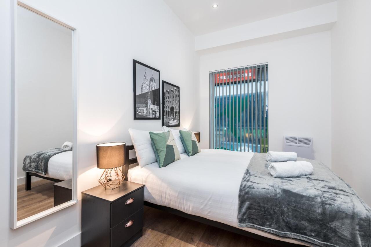 Apartment Sgt Peppers Mathew Street By Happy Days