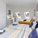 Homely New Build House With Anfield Stadium View