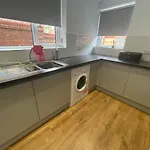 5 Bedroom House With Free Parking