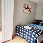 Liverpool City Apartment