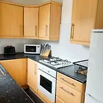 Spacious Anfield Apartment Next To Lfc With Netflix Sleeps 9 Perfect For Large Groups