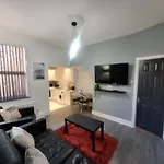 Family House Sleeps 10