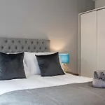 Stylish 2-Bedroom Apartment