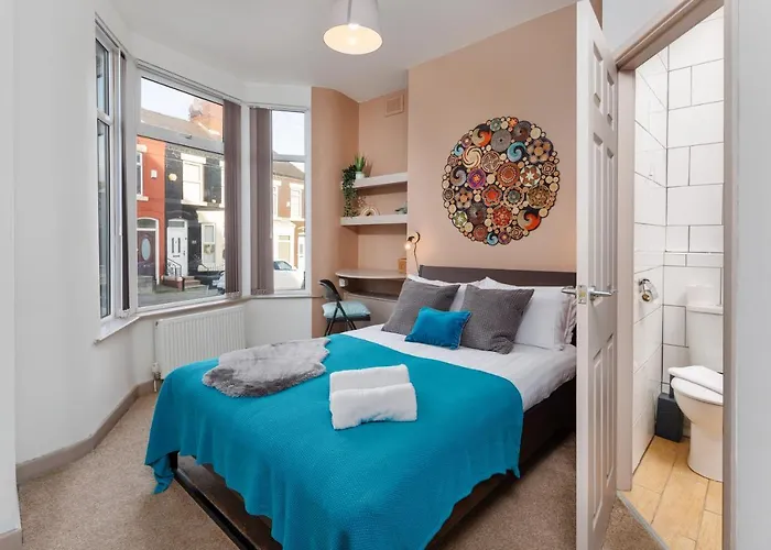 Hornsey House - Air Host & Stay - 5 Bedrooms Sleeps 10