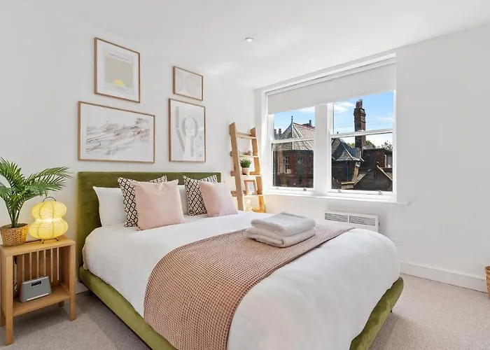 Lark Lane Hideaway