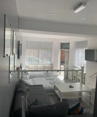 Smeaton Street Rooms