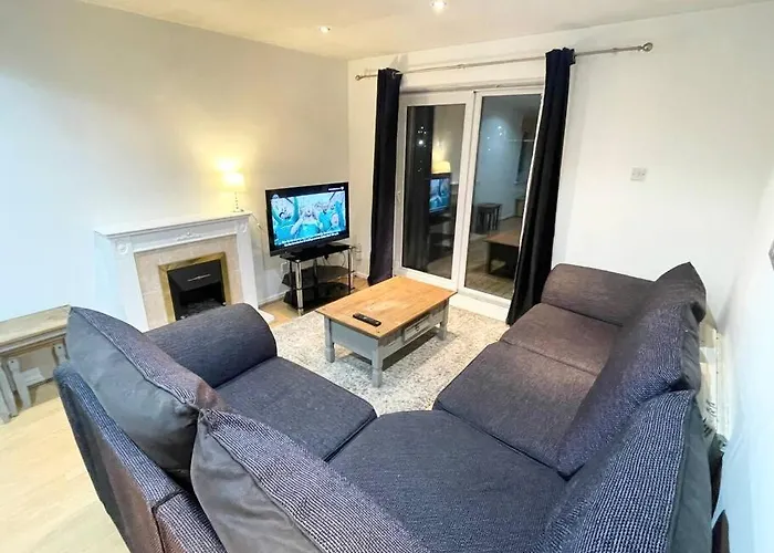 Quayside City Escape - Liverpool