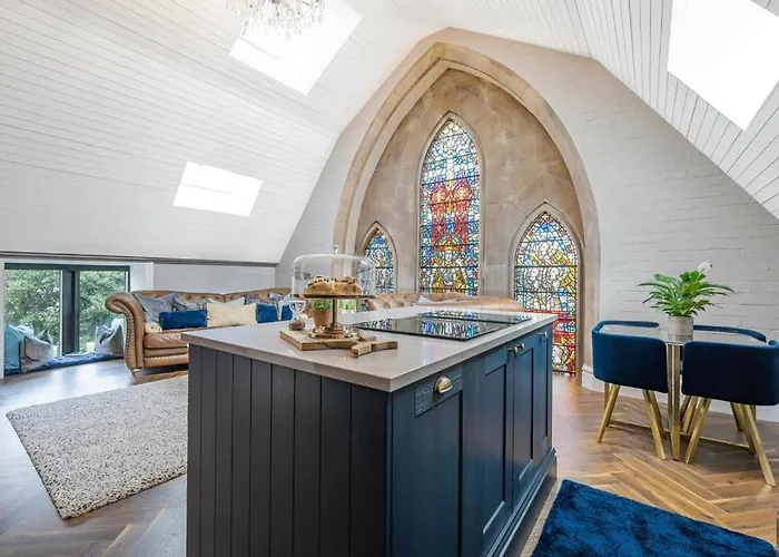 Chapel Apartment