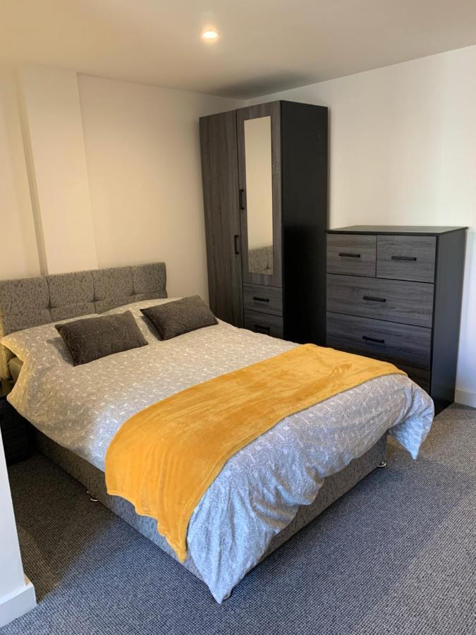 Wolstenholme Square Apartment Liverpool