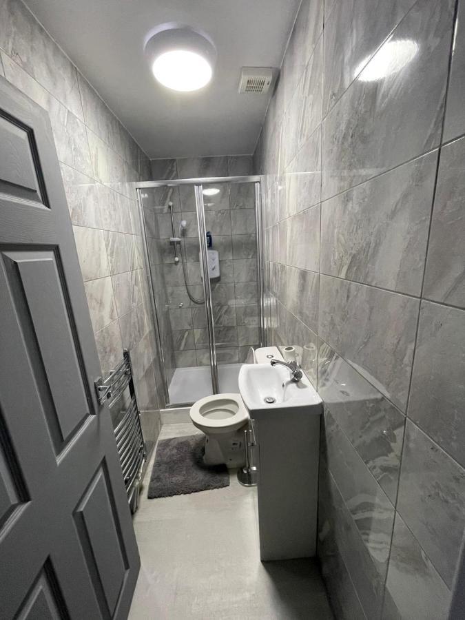 Woodcroft Short Lets Apartment