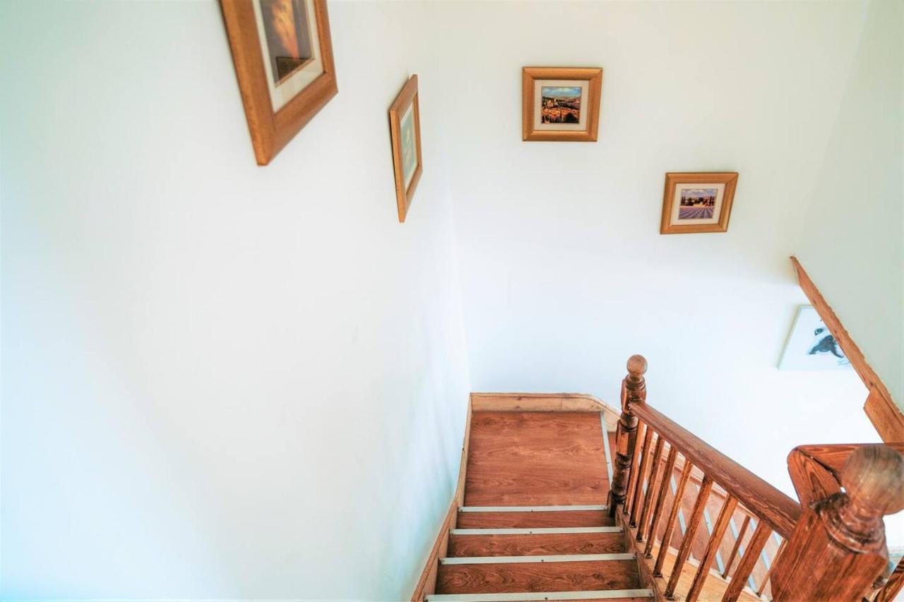 Holiday home Charming 4-bed Pet Friendly House In