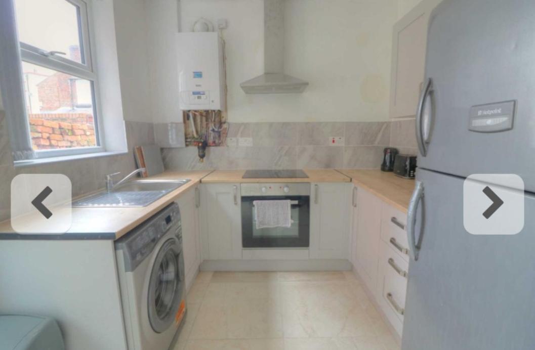 Woodcroft Short Lets