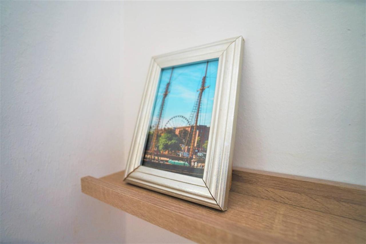 Charming 4-bed Pet Friendly House In * Liverpool