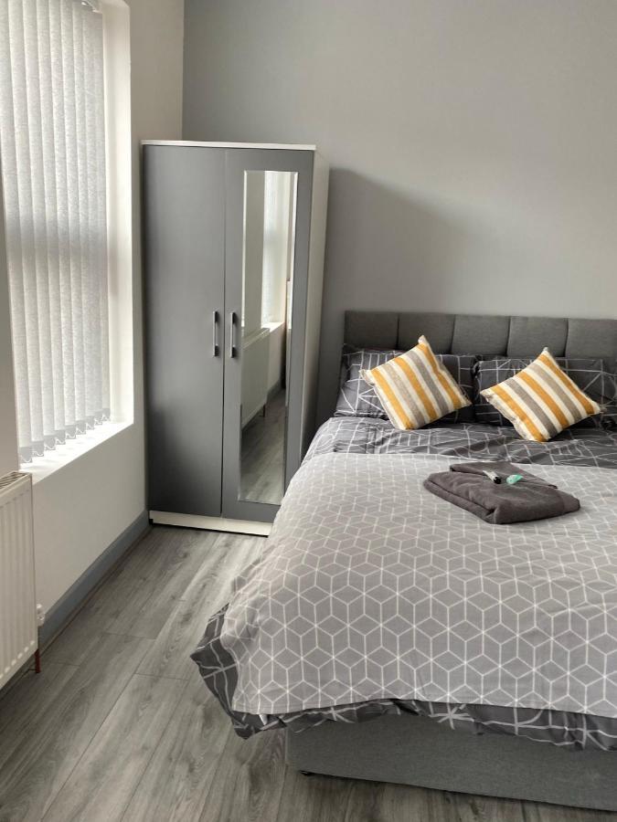 Woodcroft Short Lets Apartment