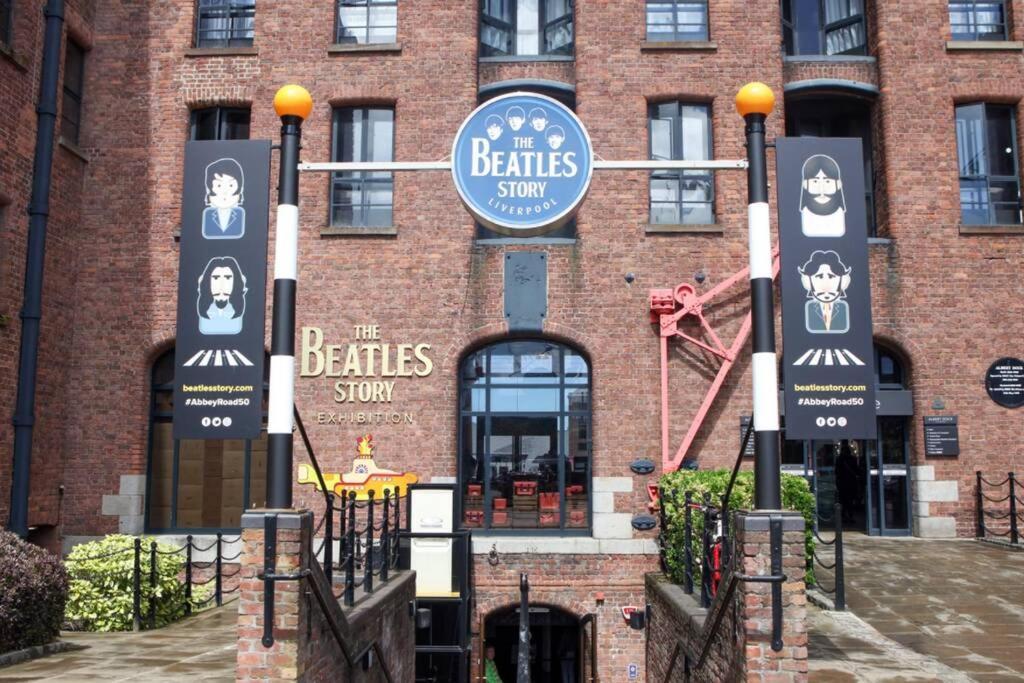 Anfield House Superbly Located For Football/city Holiday home *