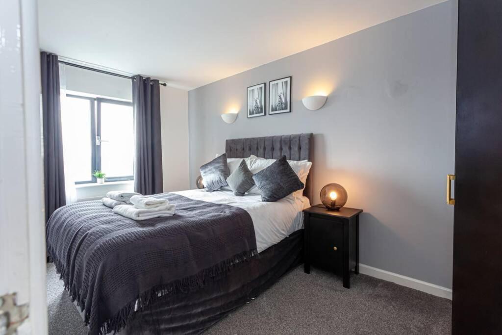 2br Gorgeous Near Cc Apartment