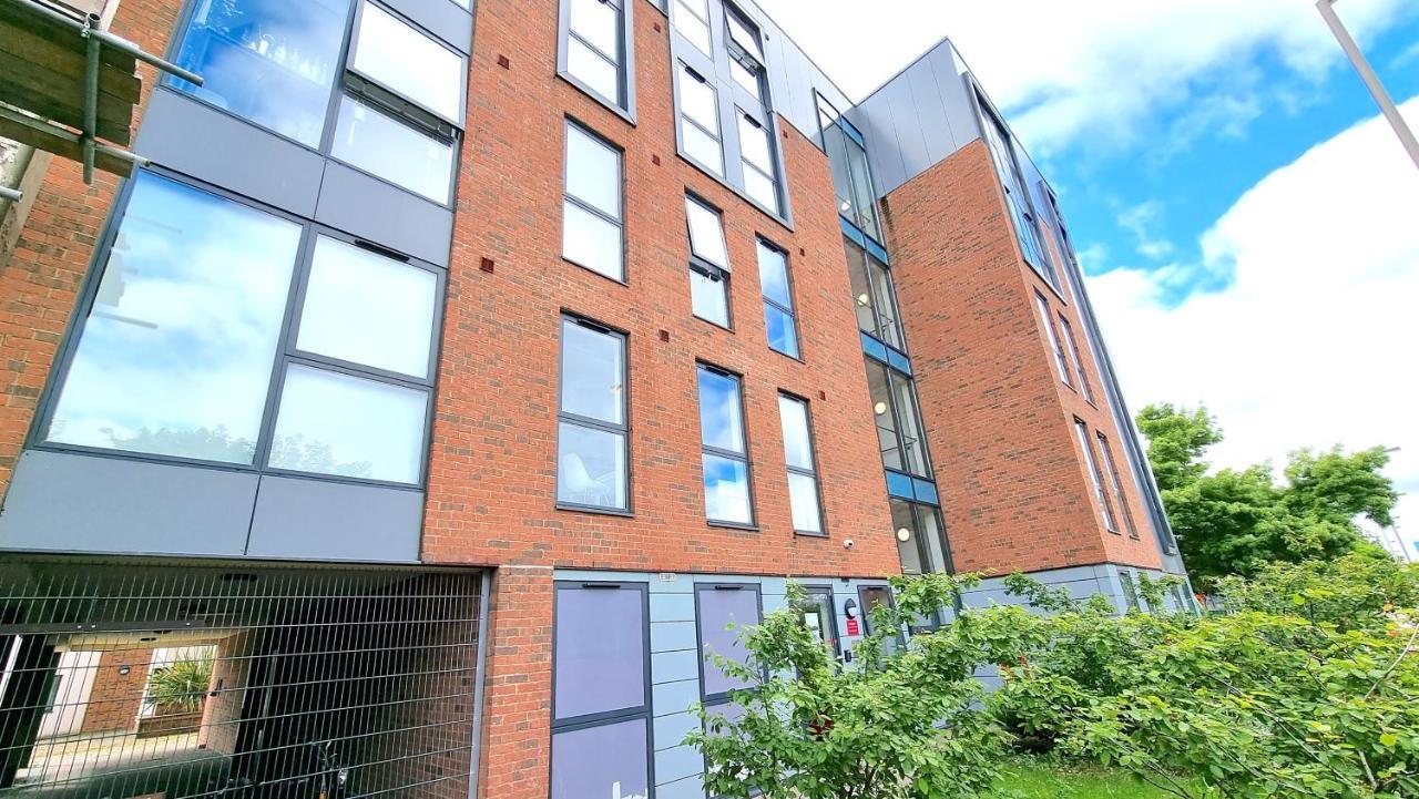 Apartment Spacious City Studio / Wifi / Parking Liverpool