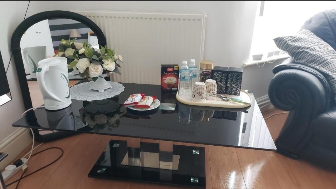 Spacious Double In Anfield Homestay *
