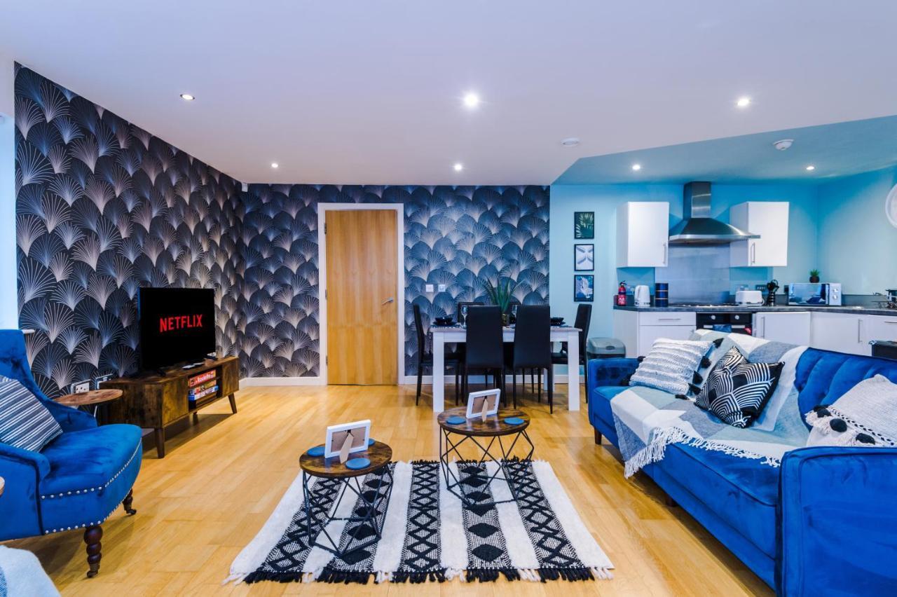Lovely 2-bed *free Parking *pool Table * Liverpool